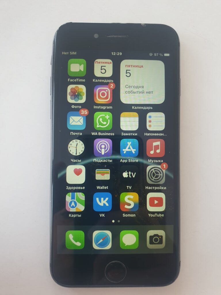 iPhone 8 Б/у 600 с